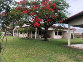Casa Praia Costa Azul Rio das Ostras/RJ.